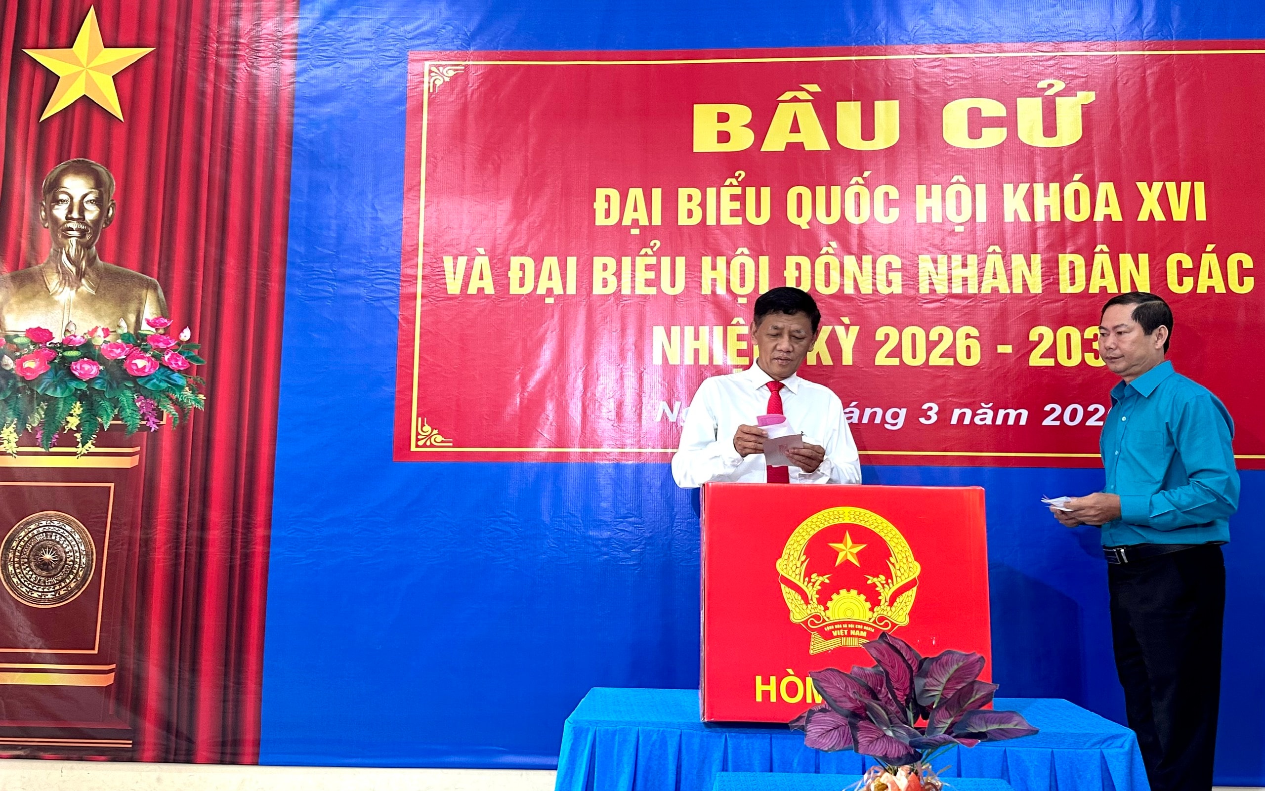 mẫn 1