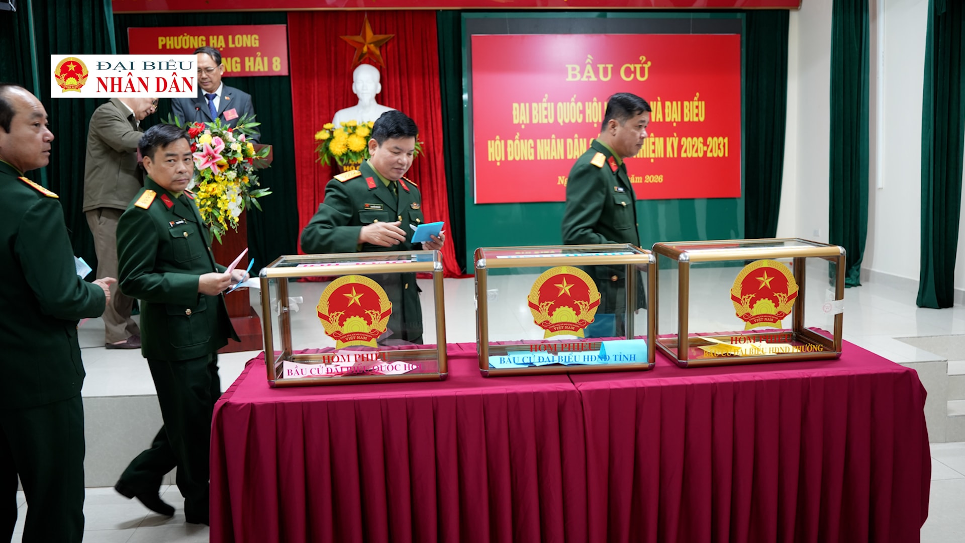 Sekvens 01.00_02_42_41.Still006