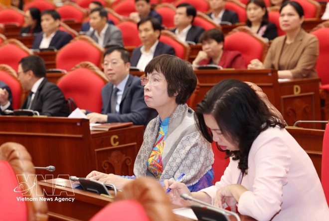 General Director of the Vietnam News Agency Vu Viet Trang and other officials attend the conference. (Photo: VNA) vnanet-delegate.jpg