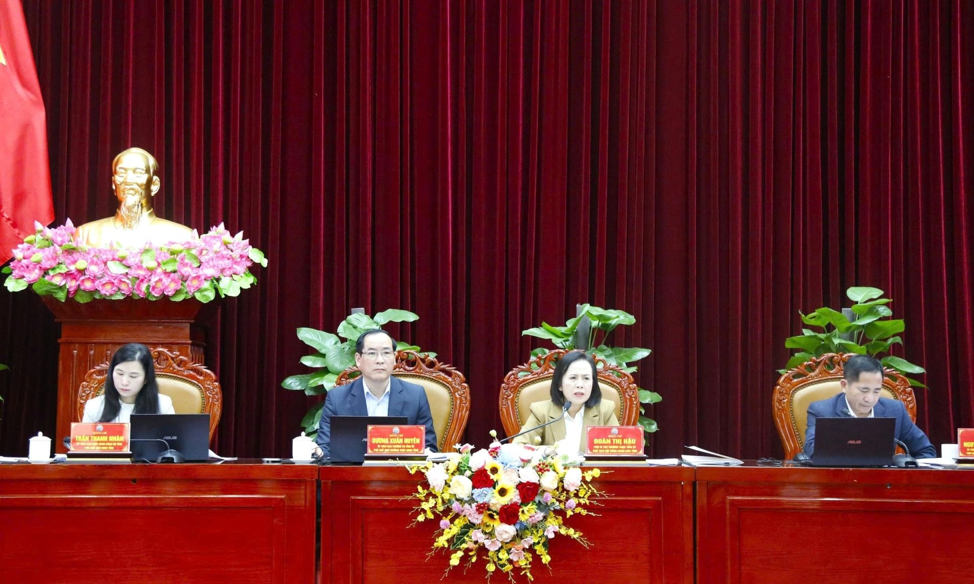 lang-son-lam-ro-nhung-diem-nghen-trong-phat-trien-rung-go-lon-va-duoc-lieu-1772699472.jpg