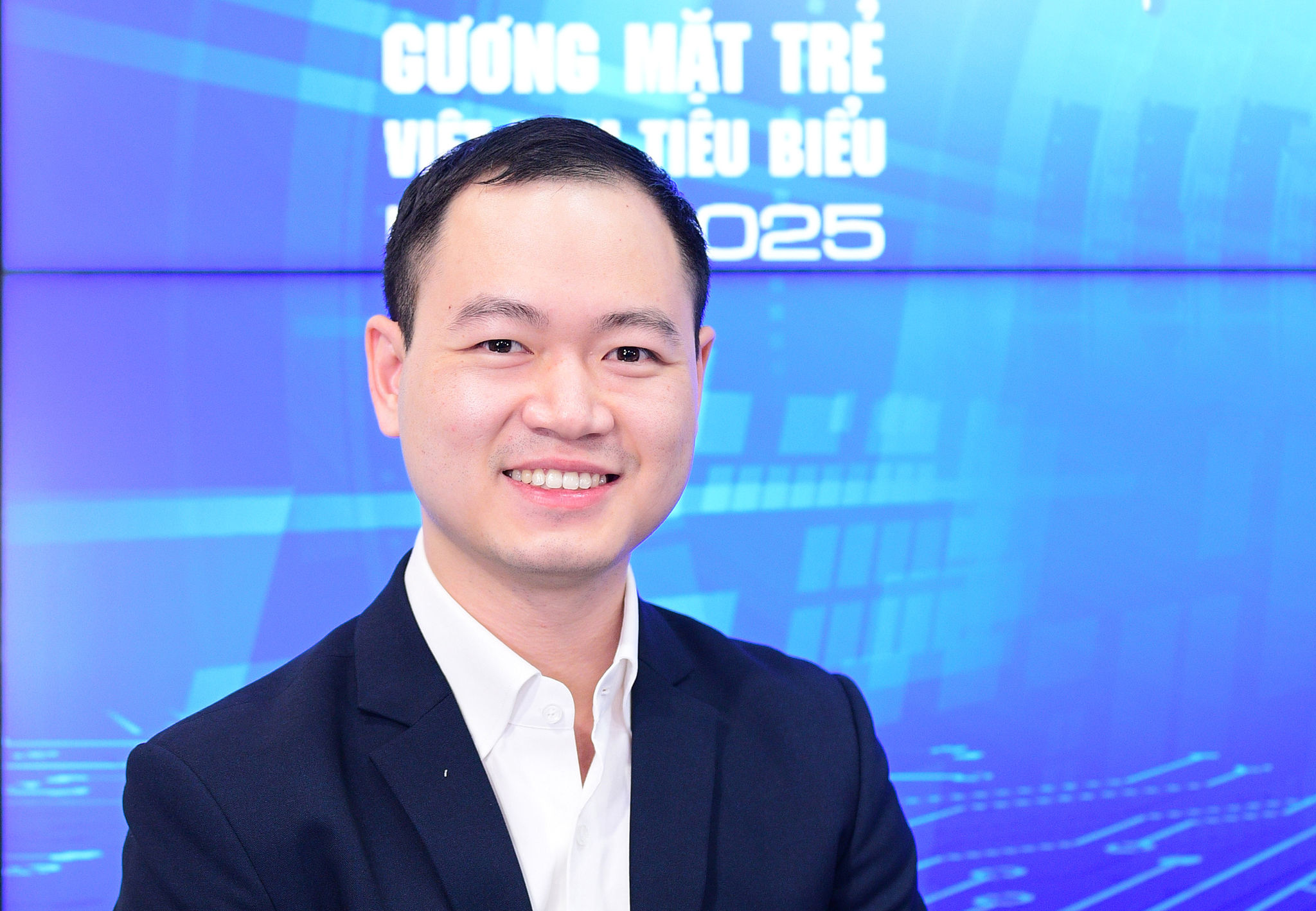 A4.Nguyễn Chí Đông1