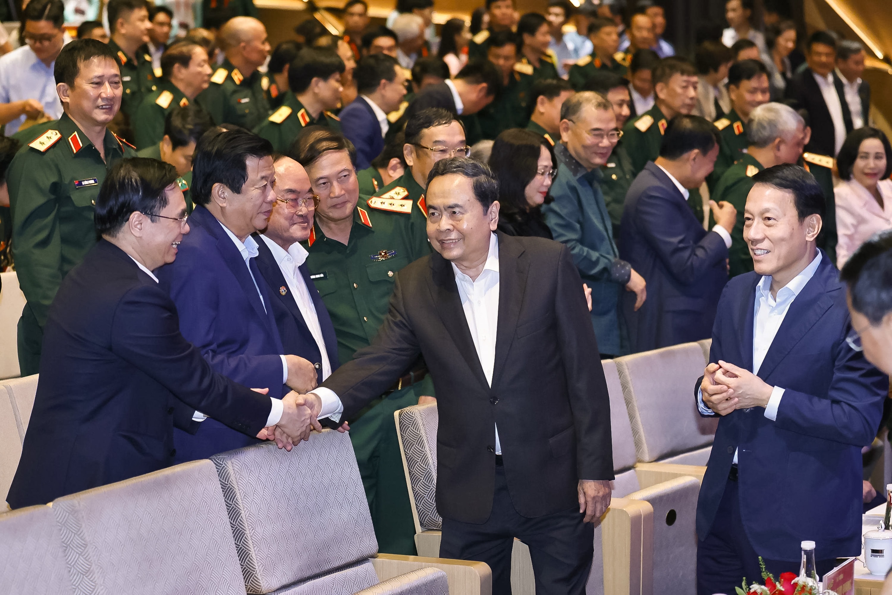 20260123-thanhamduoianhmattroi-5.jpg