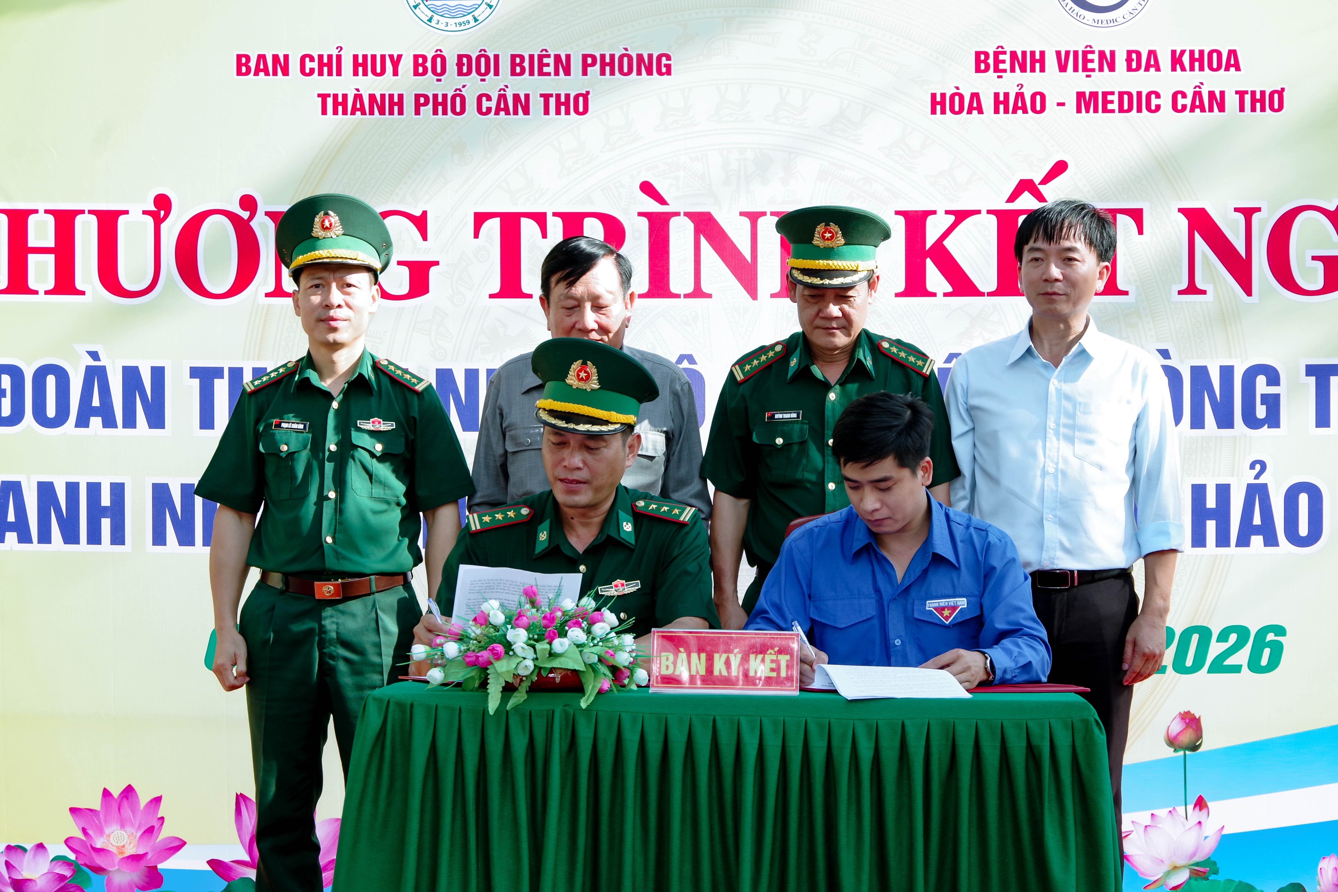 ảnh 9,,