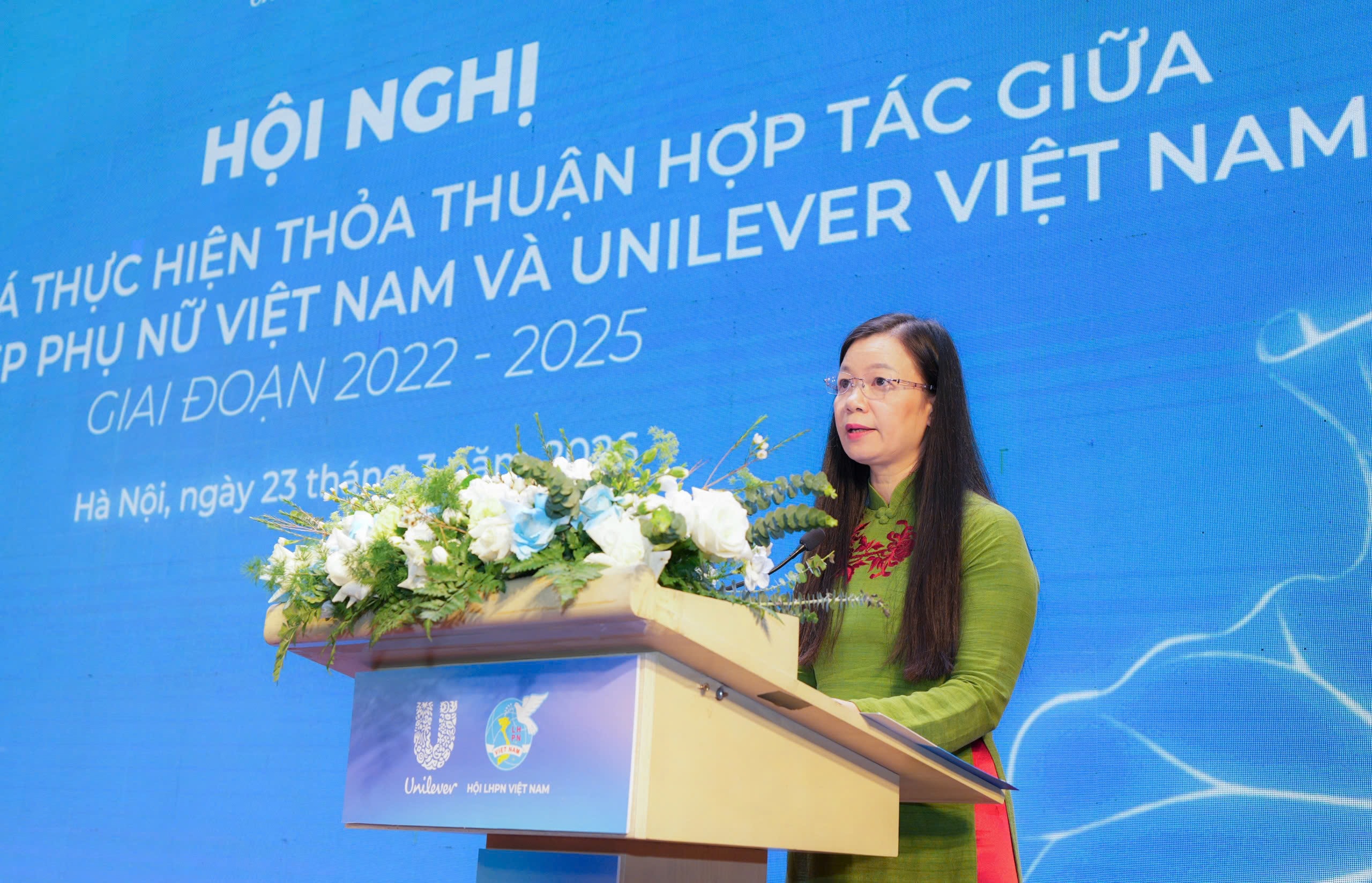 Bà Nguyễn Thị Thu Hiền, Phó Chủ tịch Hội LHPN Việt Nam, phát biểu tại Hội nghị Đánh giá thực hiện thỏa thuận hợp tác giữa Hội LHPN Việt Nam và Unilever Việt Nam giai đoạn 2022 - 2025