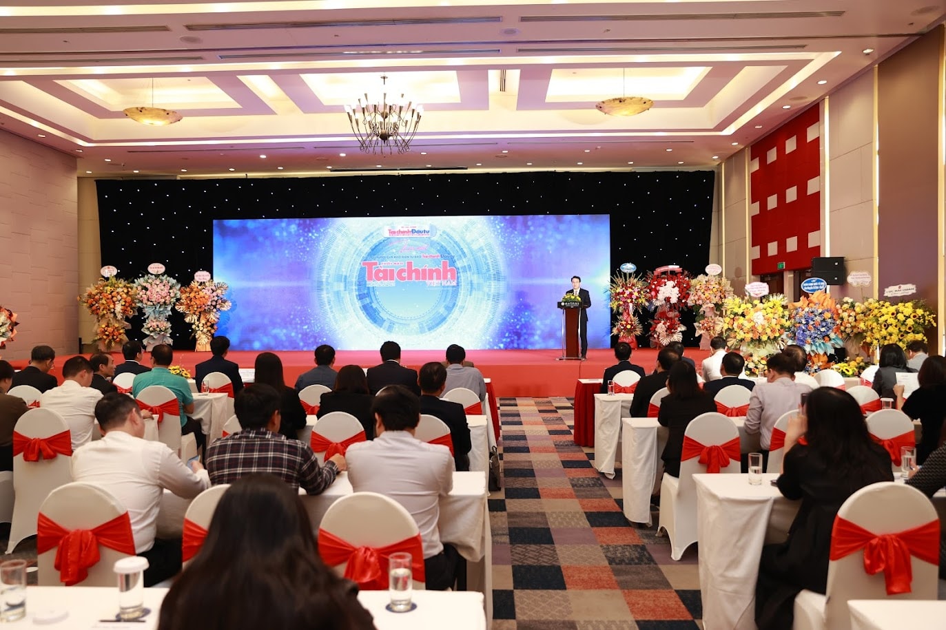 Các đại biểu tham dự sự kiện.