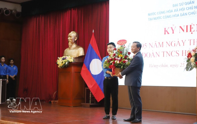 vnanet-viet-lao.jpg