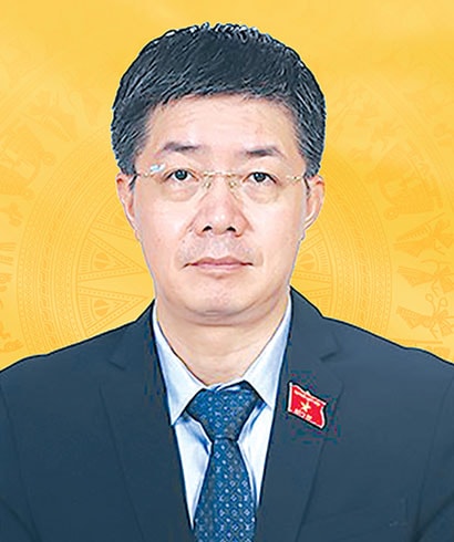 Nguyễn Mạnh Hùng
