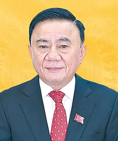 Trần Cẩm Tú