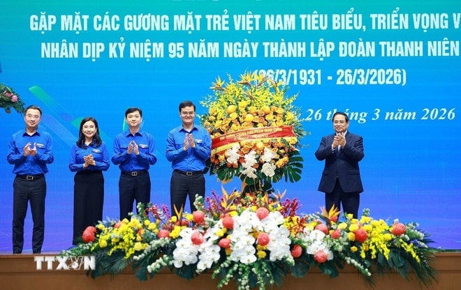 ttxvn-thu-tuong-chinh-phu-gap-mat-cac-guong-mat-tre-viet-nam-tieu-bieu-26.jpg
