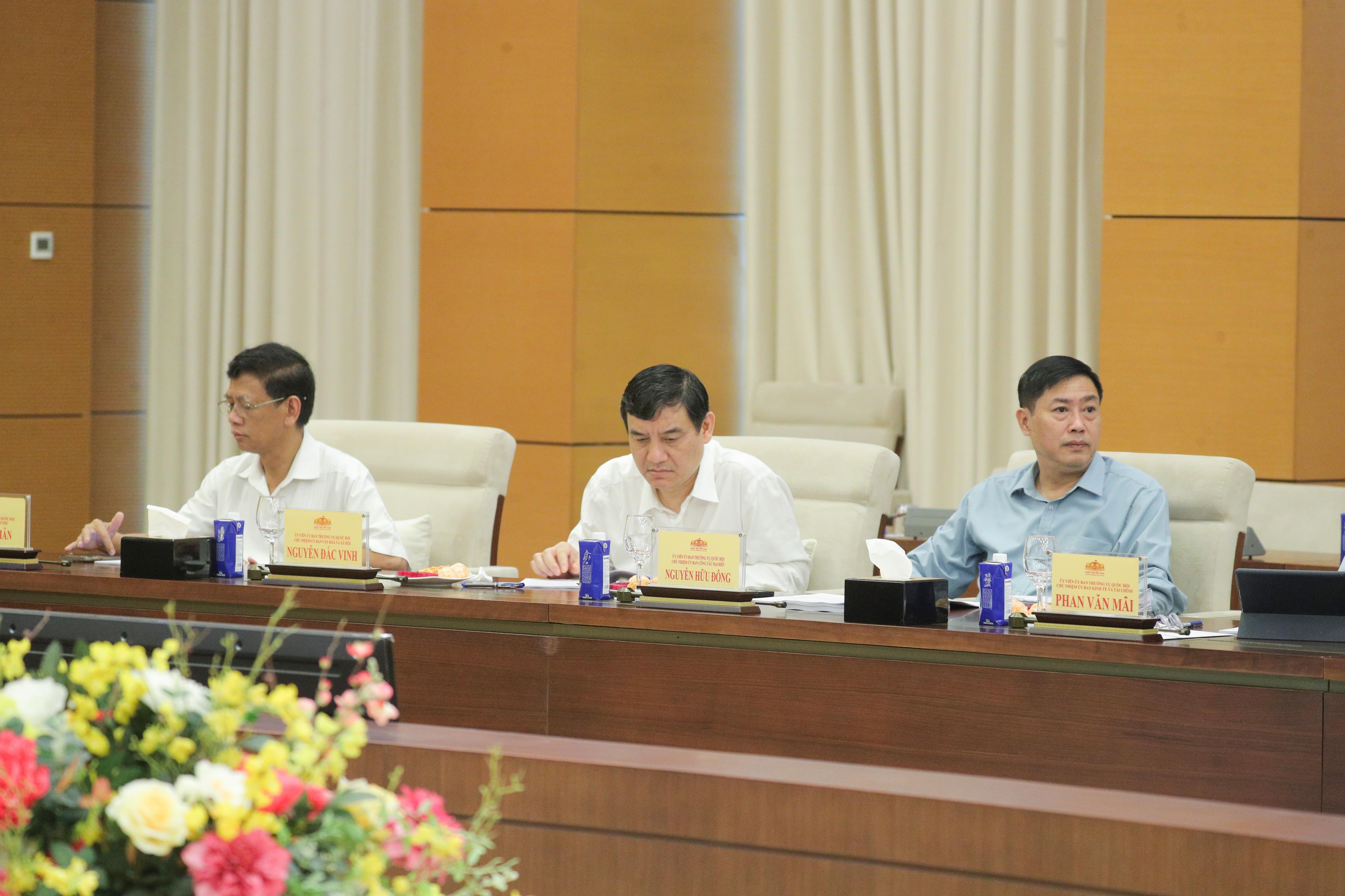 Các đại biểu dự 2