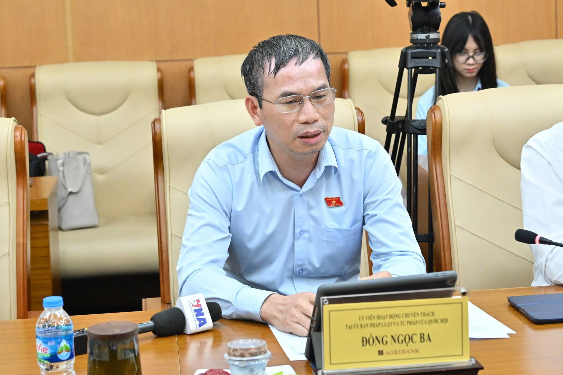 ngoc-ba.jpg