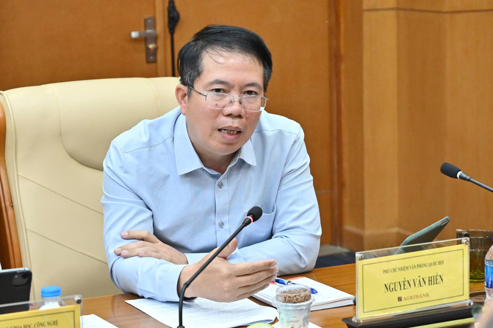 van-hien-a2.jpg