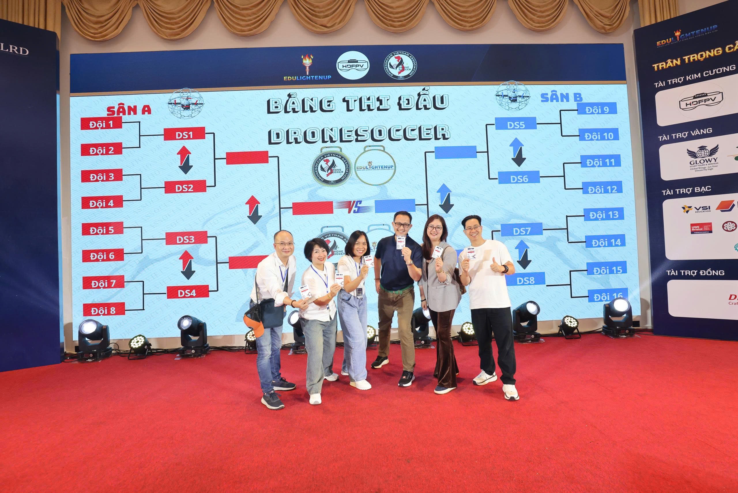 z7667202027182_435a5a491019db3a6b614e51c5744561.jpg