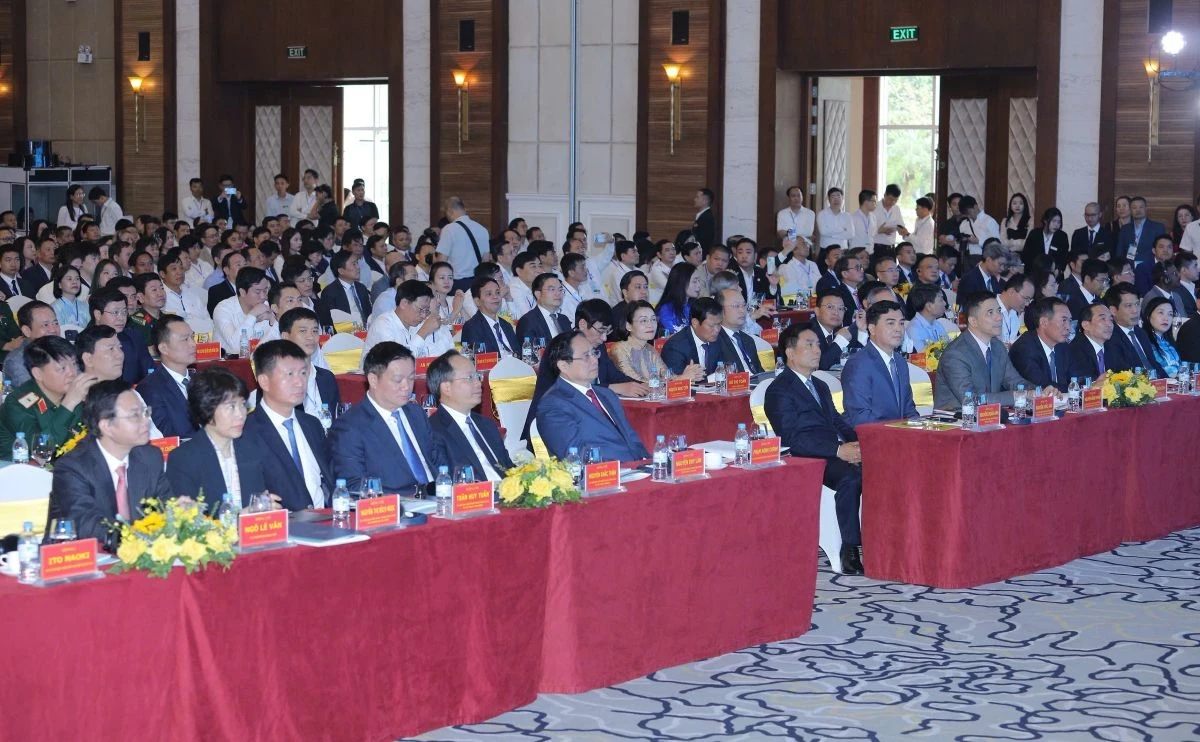 Các đại biểu dự hội nghị