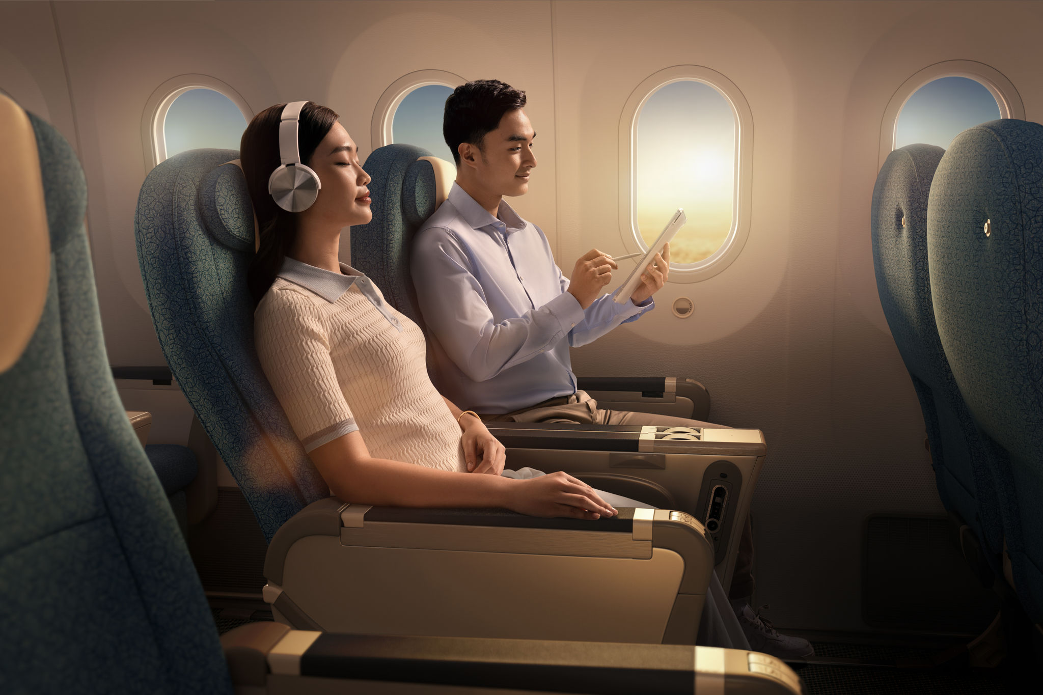 4. Vietnam Airlines được công nhận là Hãng hàng không có hạng Phổ thông đặc biệt tốt nhất thế giới