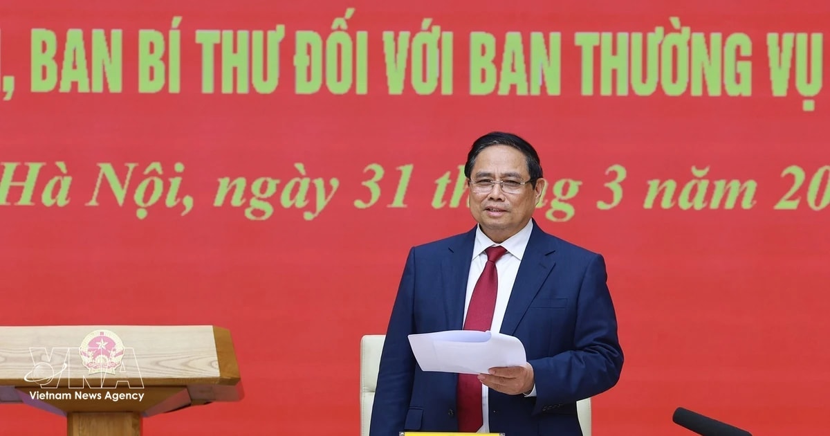 Prime Minister Pham Minh Chinh, who also serves as Secretary of the Government Party Committee, speaks at the conference. (Photo: VNA)