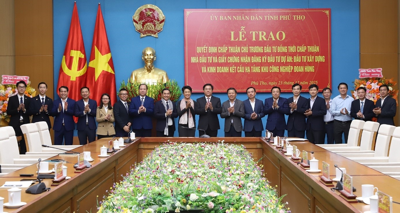 Chụp ảnh lưu niệm