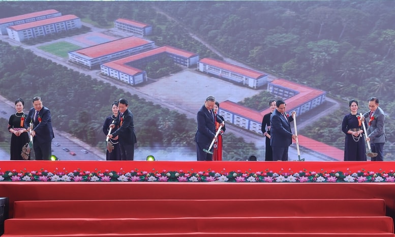 TĂNG TỐC BỨT PHÁ, QUYẾT TÂM THỰC HIỆN THẮNG LỢI NGHỊ QUYẾT ĐẠI HỘI ĐẠI BIỂU TOÀN QUỐC LẦN THỨ XIV CỦA ĐẢNG- Ảnh 12.