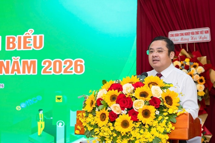 phan-bon-binh-dien-vuot-moc-doanh-thu-10_69cf6a3d670e3.jpg