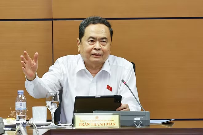 vnanet-potal-ky-hop-thu-nhat-quoc-hoi-khoa-xvi-thao-luan-tai-to-3-du-an-luat-8688926-1.jpg
