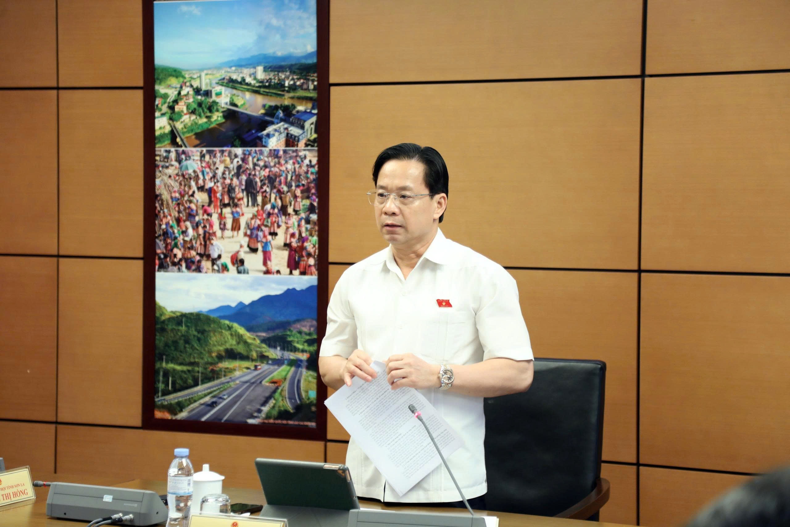 Đại biểu Hoàng Văn Nghiệm - Sơn La 2