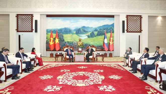 potal-thuong-truc-ban-bi-thu-tran-cam-tu-hoi-kien-tong-bi-thu-chu-tich-nuoc-lao-8690834.jpg