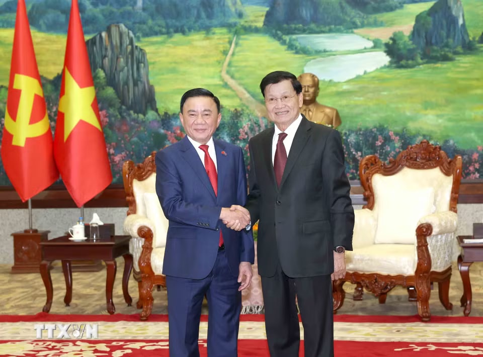 f92214fb5f9cb9a260de996ad57-_ttxvn-huong-truc-ban-bi-thu-tran-cam-tu-hoi-kien-tong-bi-thu-chu-tich-nuoc-lao-09-1.jpg.avif.jpg