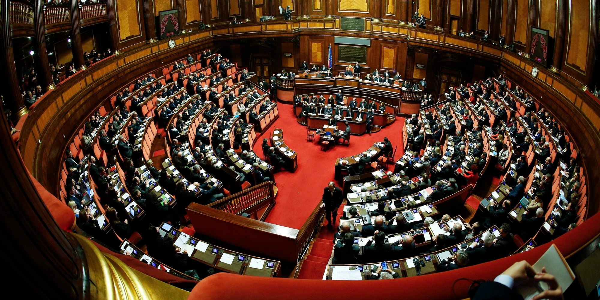 www.prodital.it-upload-news-images-_senato.jpg