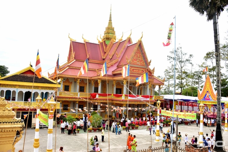 bcp.cdnchinhphu.vn-thumb_w-777-334894974524682240-2023-3-31-_ngay-tet-chol-chnam-thmay-1680258033159966704403.jpg