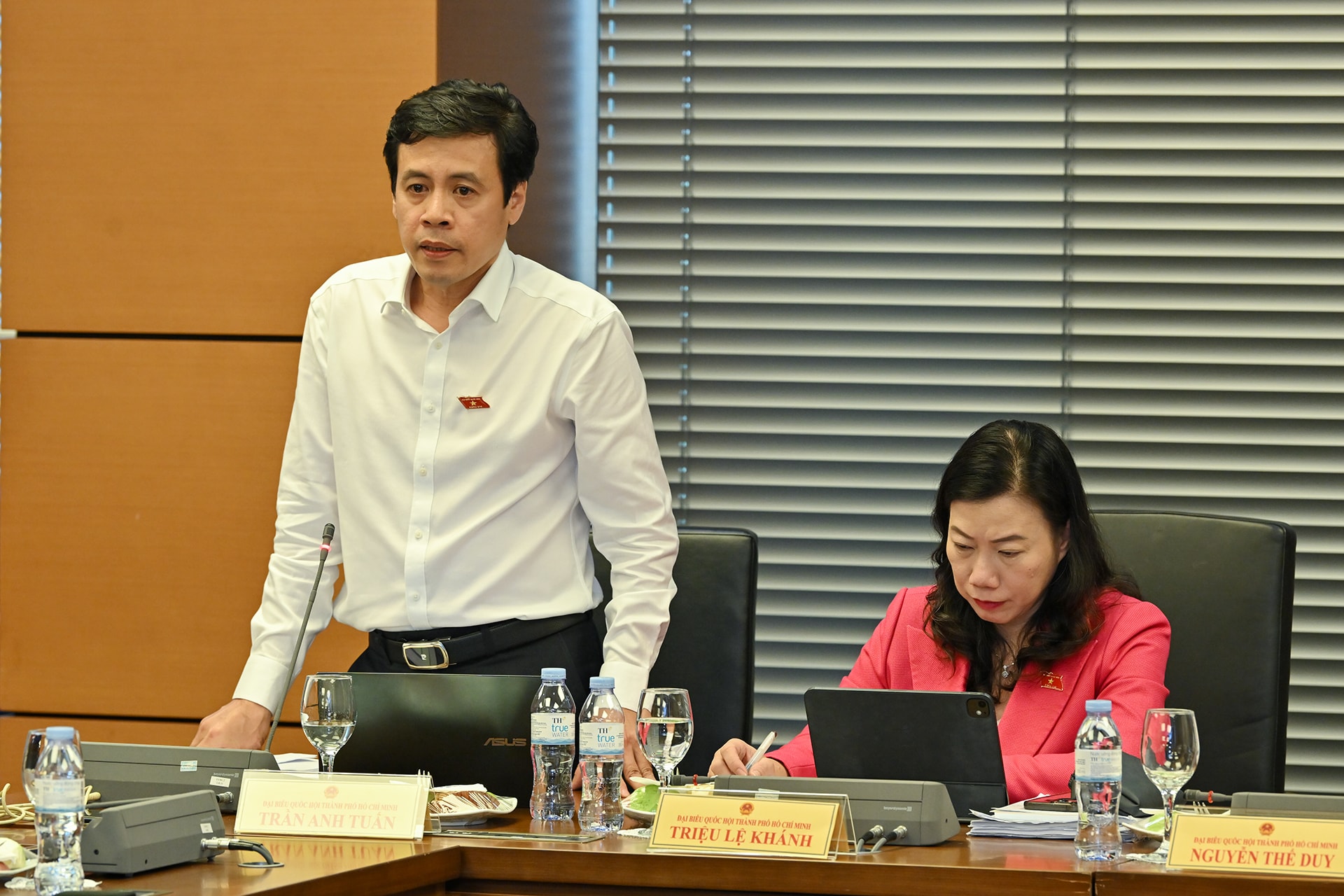 Đại biểu Quốc hội TP Hồ Chí Minh Trần Anh Tuấn phát biểu