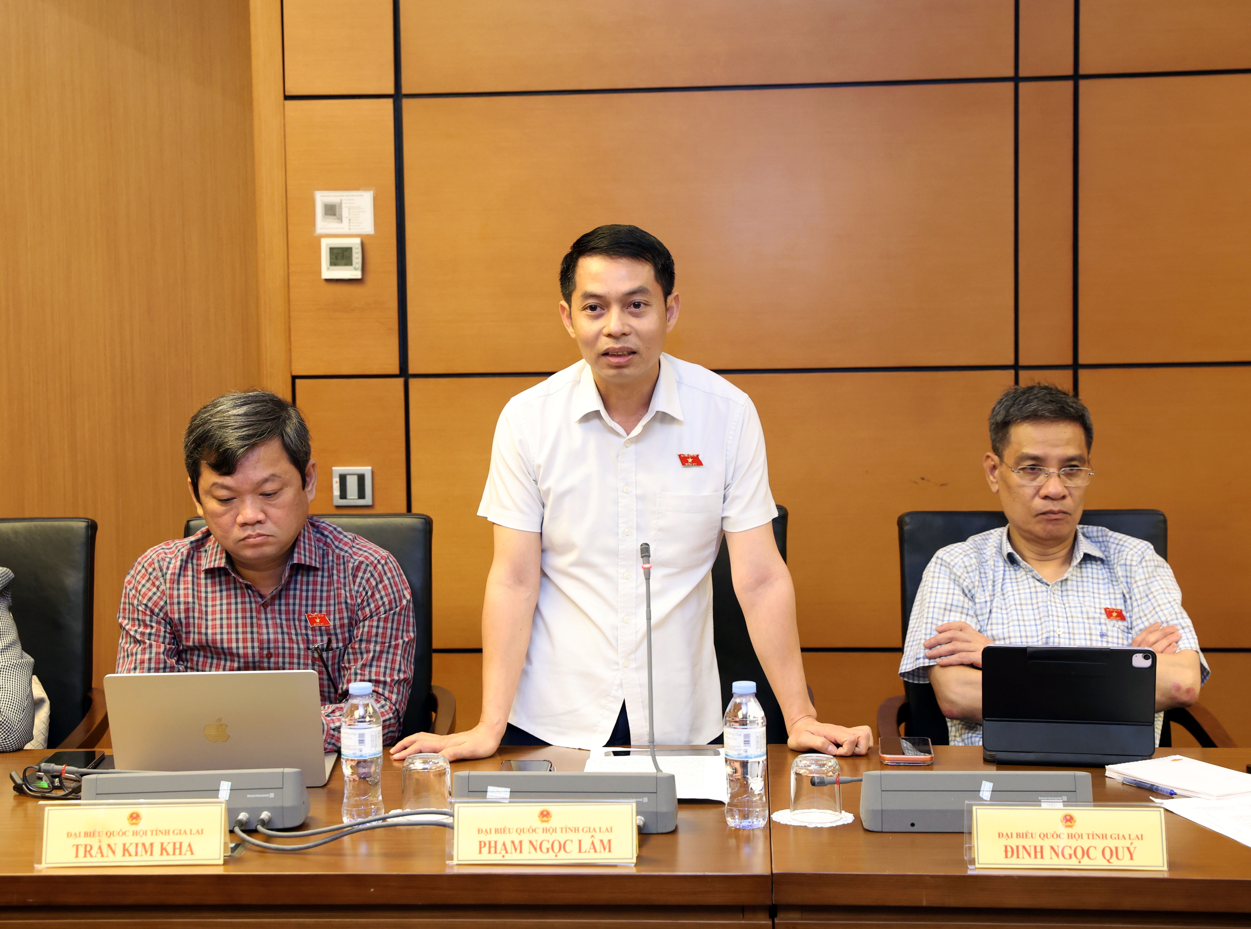 ĐBQH Phạm Ngọc Lâm (Gia Lai) phát biểu
