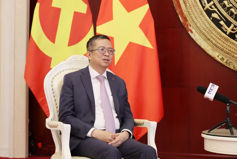 Vietnam’s Ambassador to China PhamThanh Binh in an interview with a Vietnam News Agency correspondent in China. (Photo: VNA)