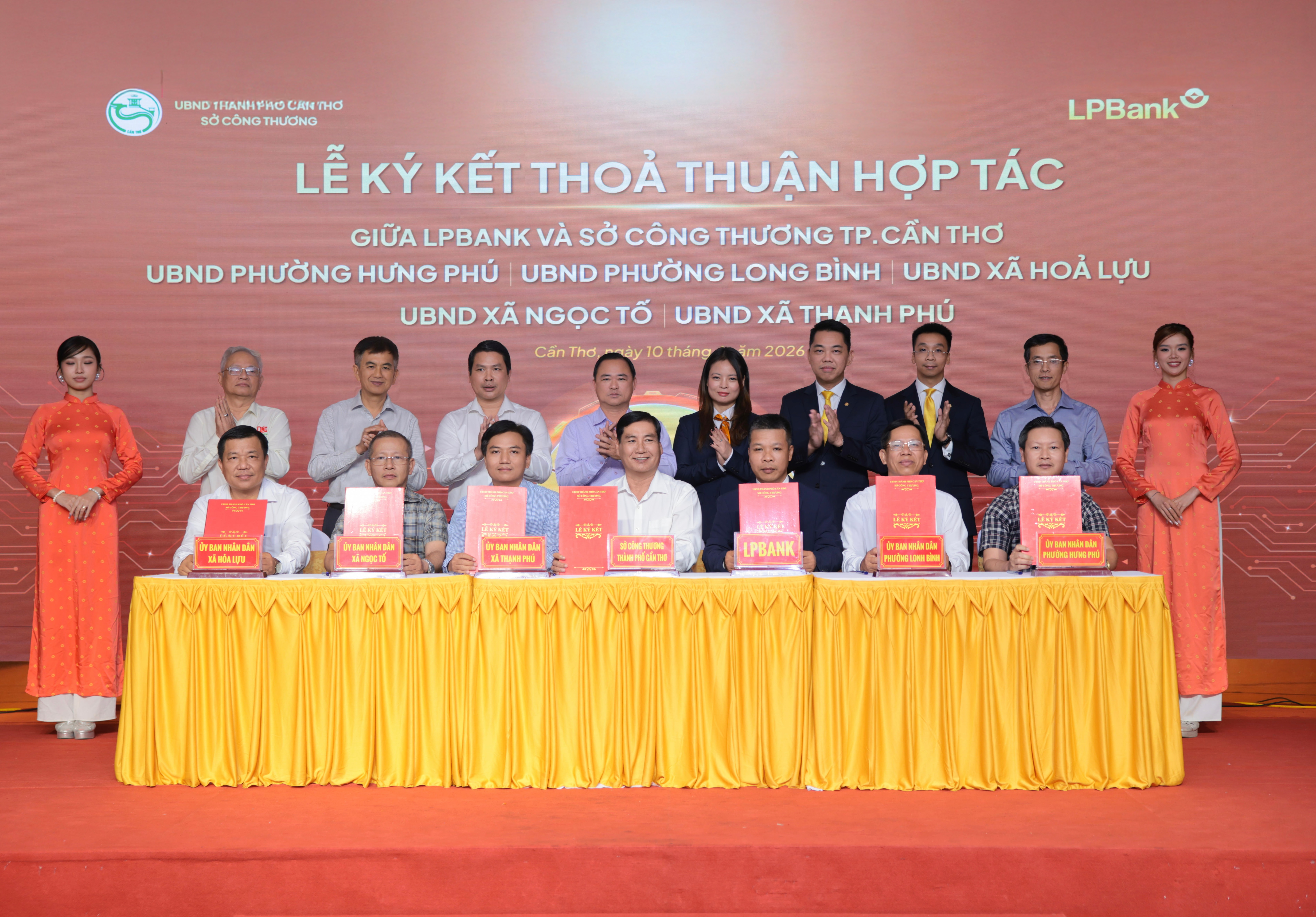DCAN0794 copy