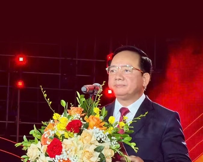 rinh-van-quyet1.jpg