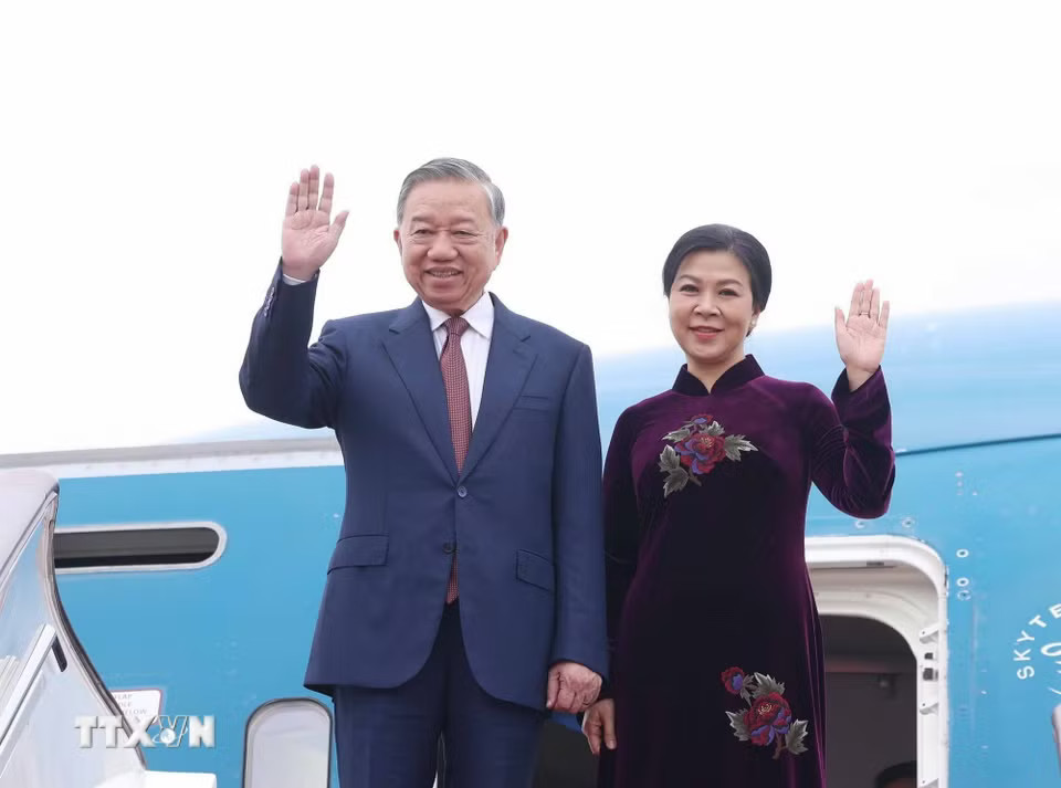 bfe70b3203772c7979020cefa-_ttxvn-tong-bi-thu-chu-tich-nuoc-den-bac-kinh-bat-dau-tham-cap-nha-nuoc-den-trung-quoc-5.jpg.avif.jpg