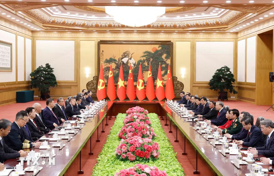 bdd-_ttxvn-tong-bi-thu-chu-tich-nuoc-to-lam-hoi-dam-voi-tong-bi-thu-chu-tich-nuoc-trung-quoc-tap-can-binh-8701916-3.jpg.avif.jpg
