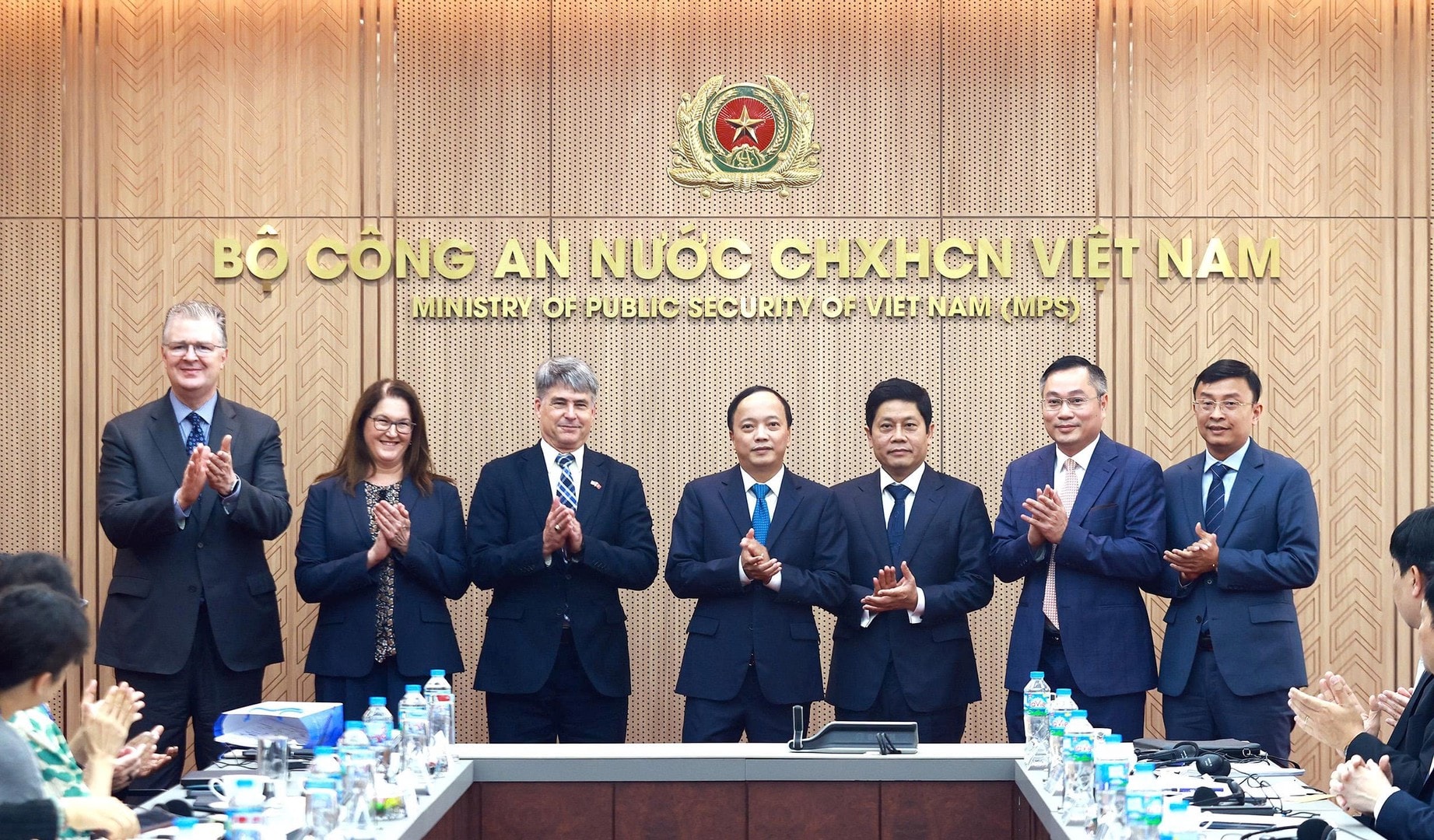 bocongan.gov.vn-media-bca-media-_library-20260415135903-4db96560-9061-4454-aa88-93960b1c7c1b-1-tap-the.jpg