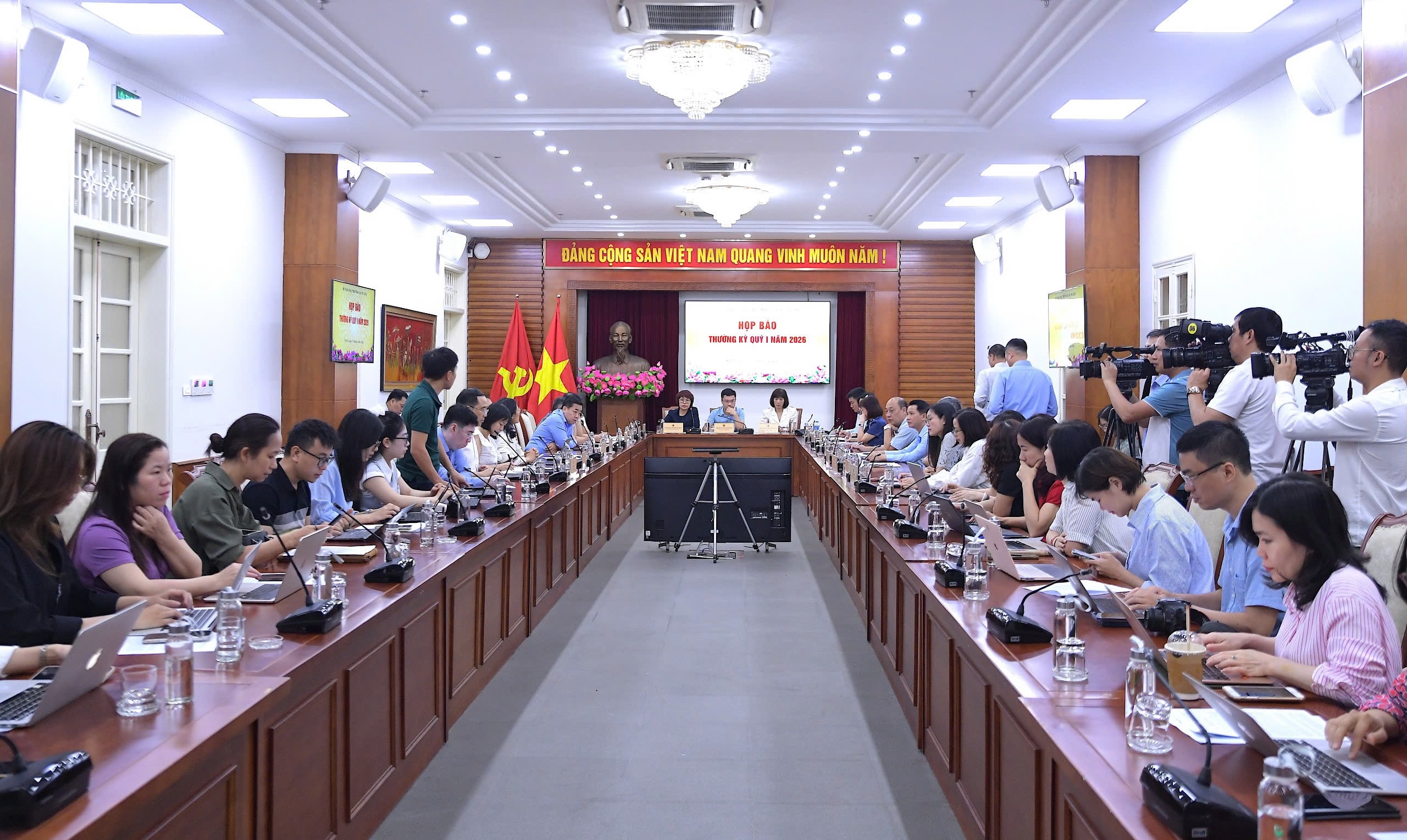 Toàn cảnh họp báo thường kỳ quý I, Bộ Văn hóa, Thể thao và Du lịch, sáng 15/4