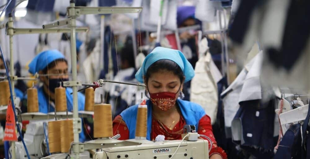 uniglobalunion.org-wp-content-uploads-_bangladesh-garment-worker-1000x512.jpg