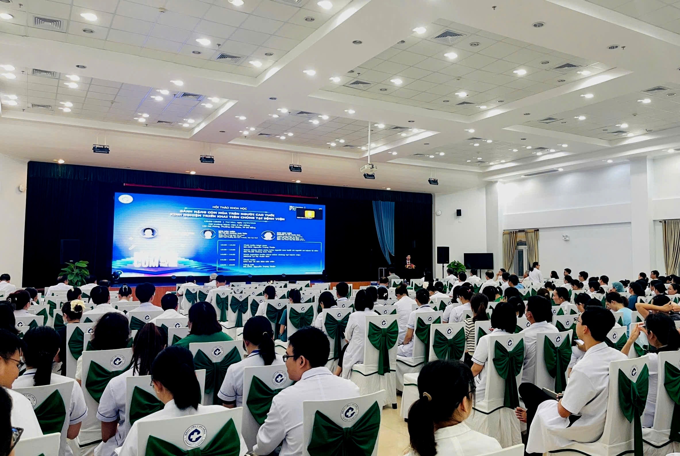 anh 10