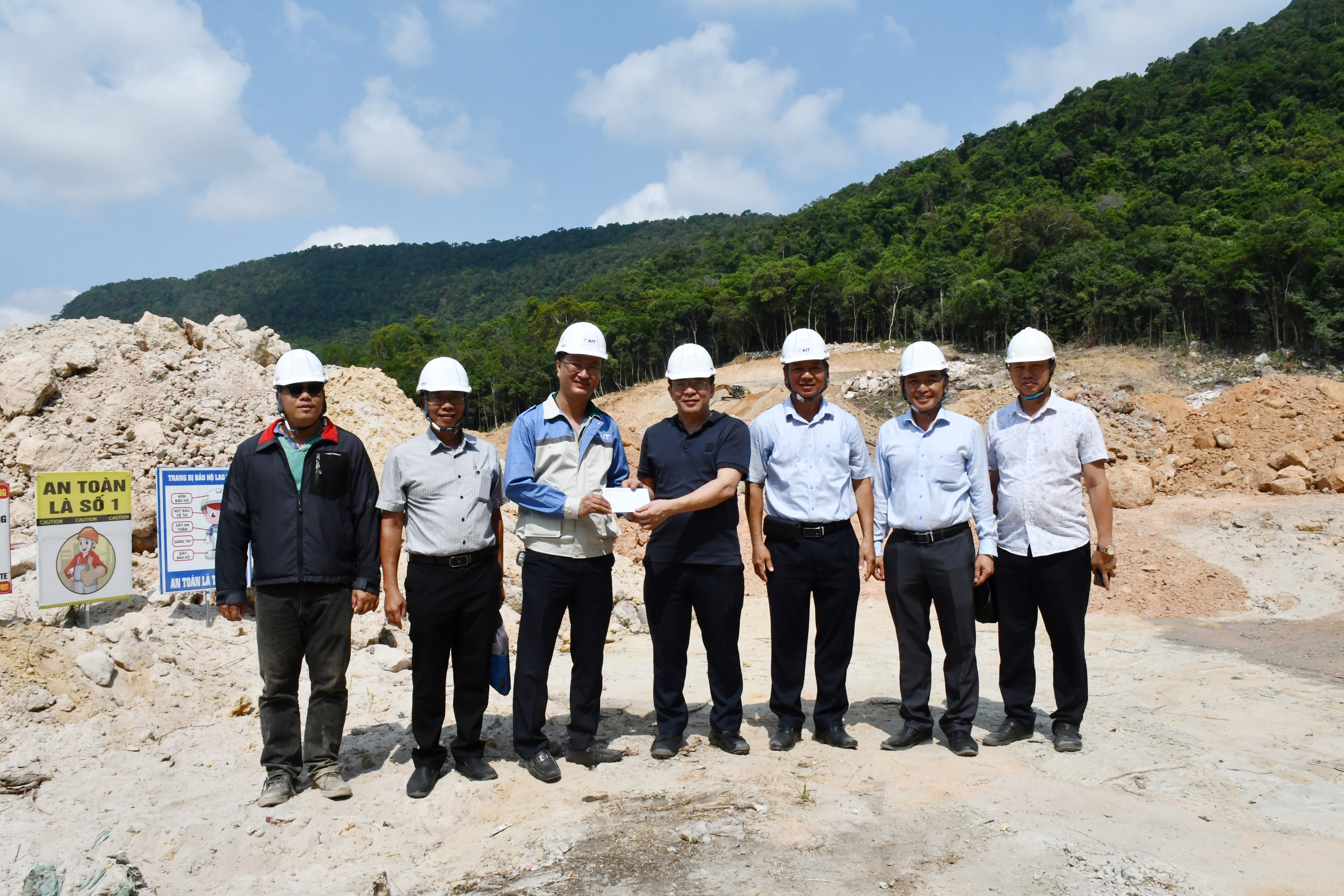 EVNSPC đẩy nhanh tiến độ các dự án điện phục vụ Phú Quốc và APEC 2027 - 2