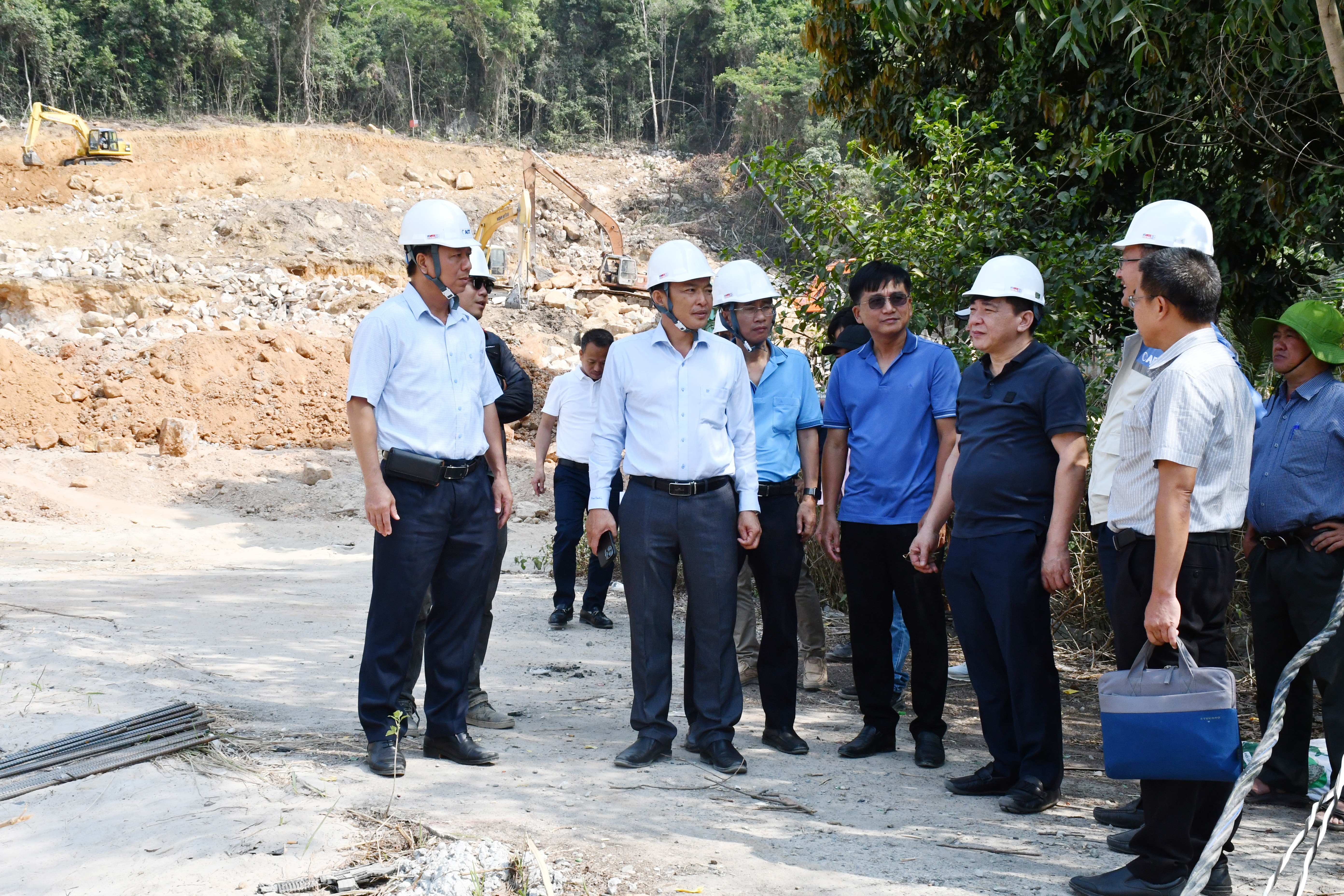 EVNSPC đẩy nhanh tiến độ các dự án điện phục vụ Phú Quốc và APEC 2027 - 3