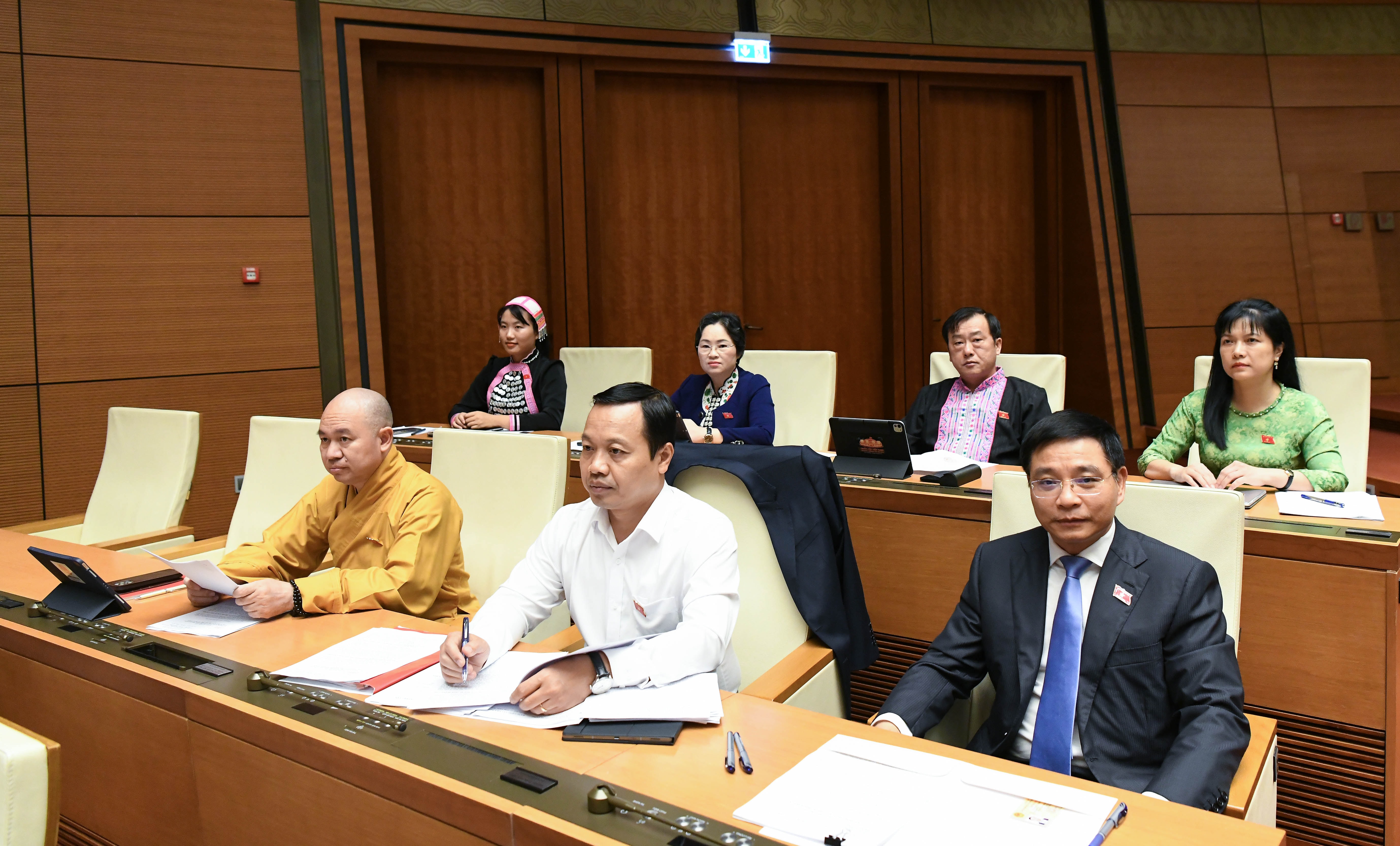 Đoàn ĐBQH tỉnh Điện Biên tham dự phiên họp