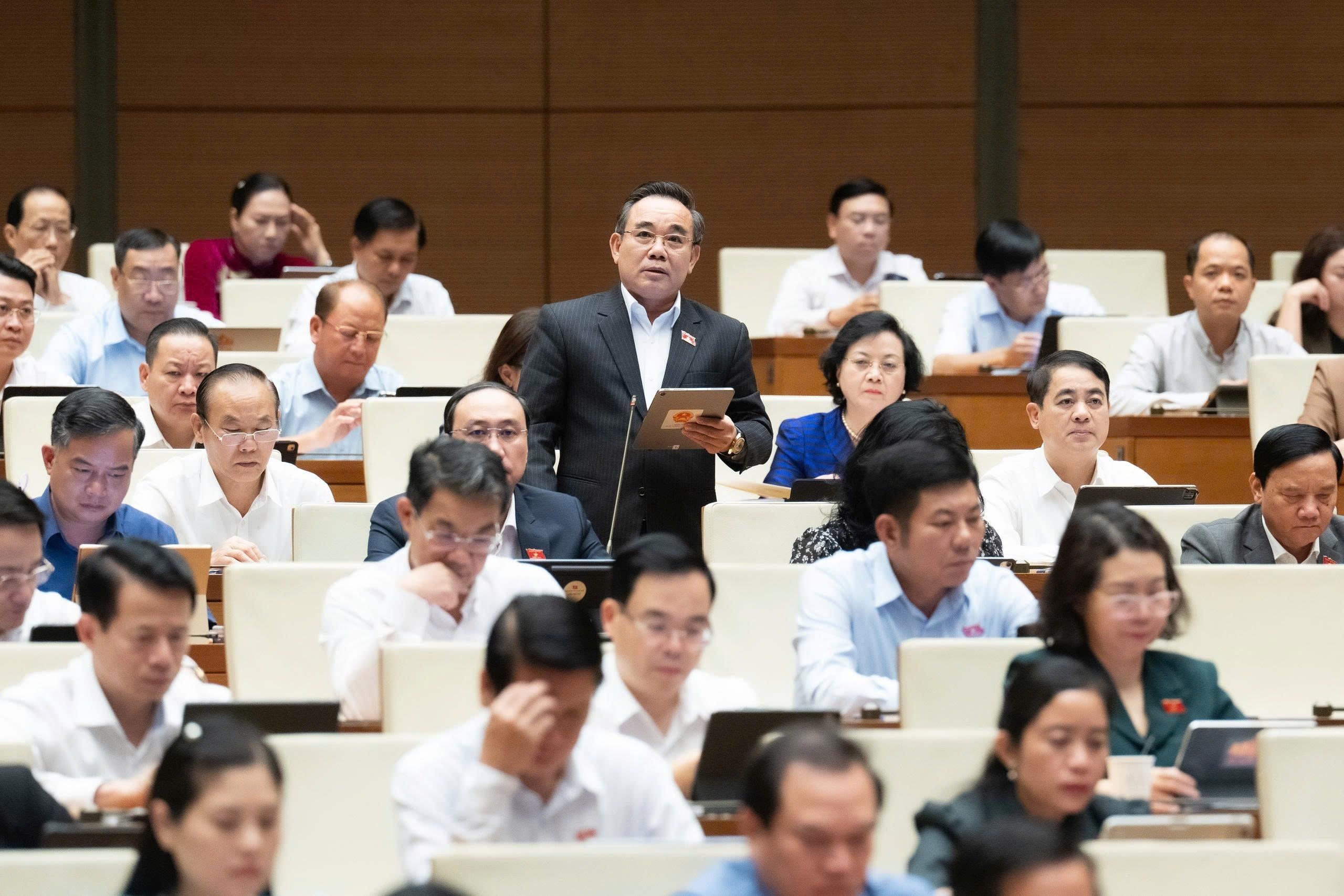 ĐBQH Lê Hữu Trí - Khánh Hoà