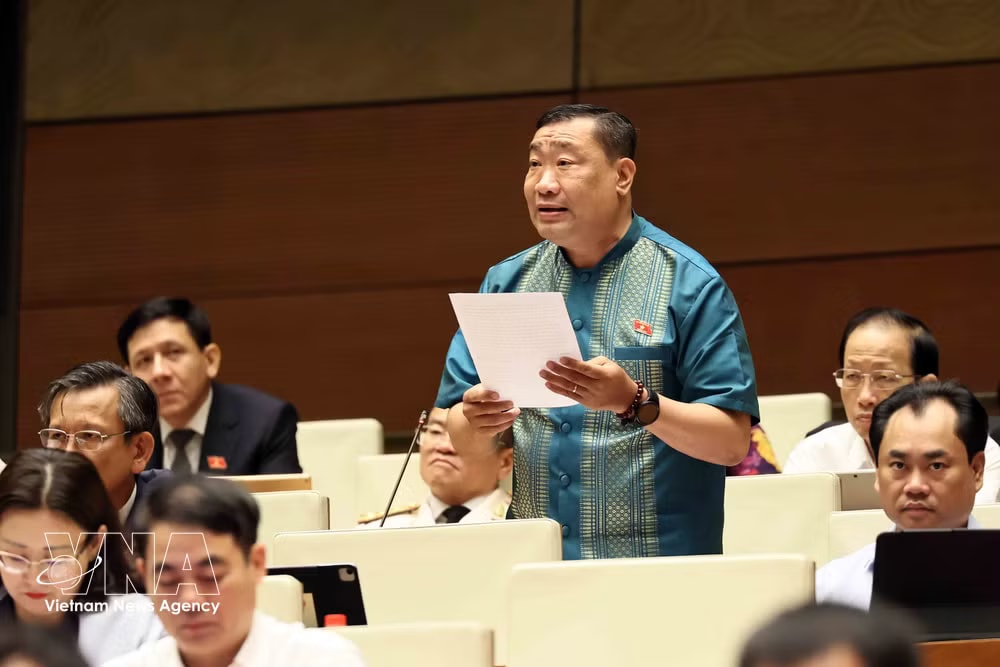 vnanet-vna-potal-ky-hop-thu-nhat-quoc-hoi-khoa-xvi-quoc-hoi-thao-luan-ve-phat-trien-kinh-te-xa-hoi-dau-nam-2026-8715283.jpg