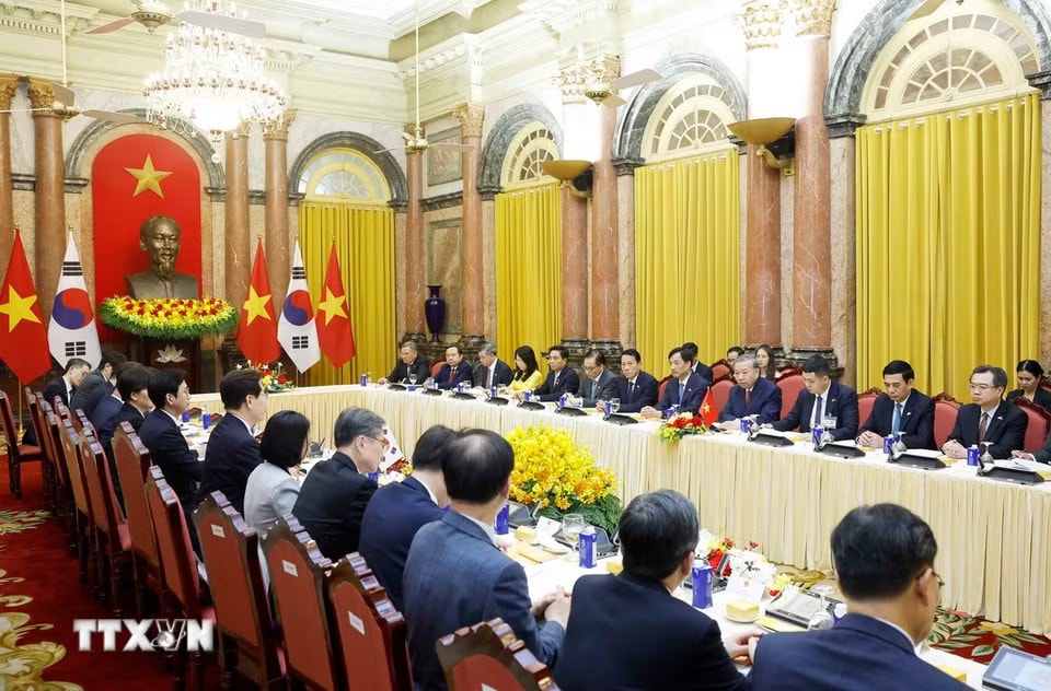 c864564f0275e2037e0-_ttxvn-tong-bi-thu-chu-tich-nuoc-to-lam-hoi-dam-voi-tong-thong-han-quoc-lee-jae-myung-6-resize.jpg.avif.jpg