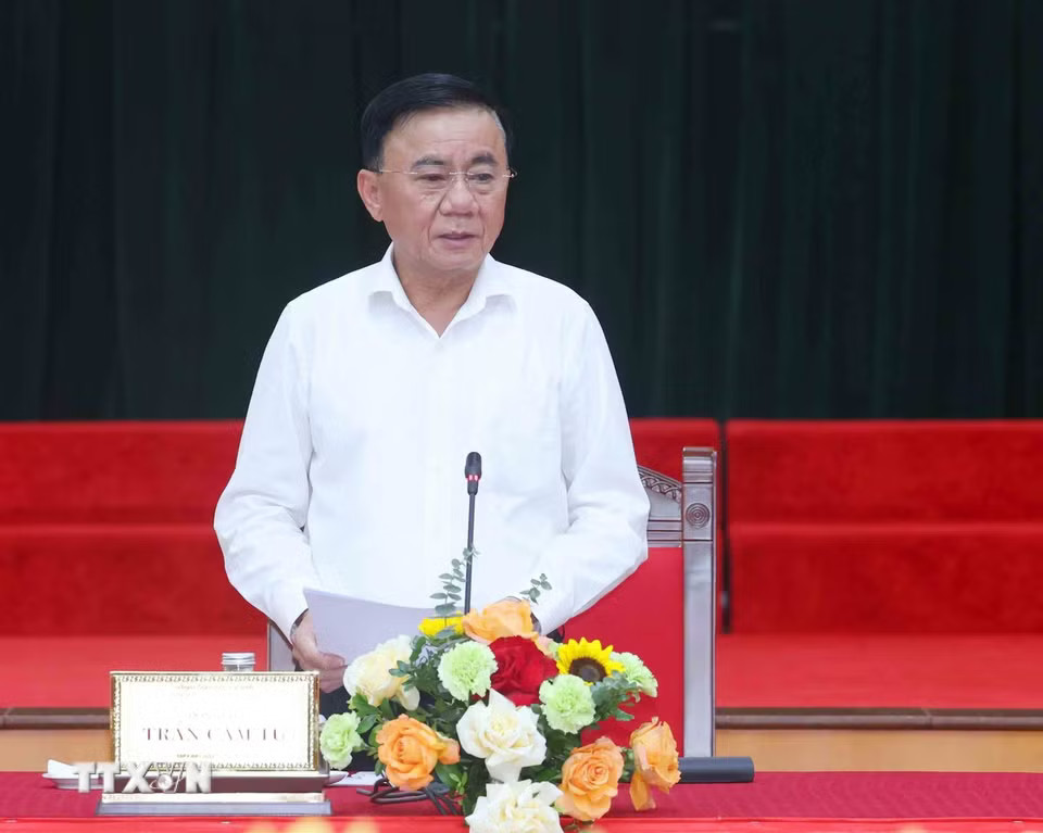 ban-voi-cac-tinh-uy-thanh-uy-dang-uy-cac-ban-dang-4-van-phong-va-cac-don-vi-su-nghiep-truc-thuoc-trung-u-8720314-9.jpg.avif.jpg