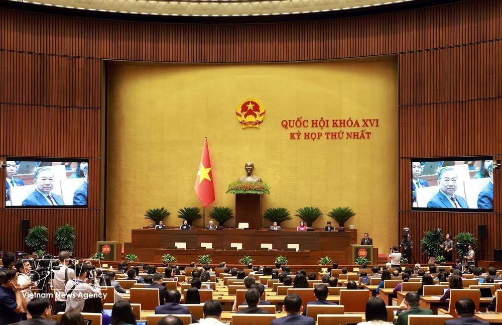 vnanet-potal-be-mac-ky-hop-thu-nhat-quoc-hoi-khoa-xvi-8723082.jpg