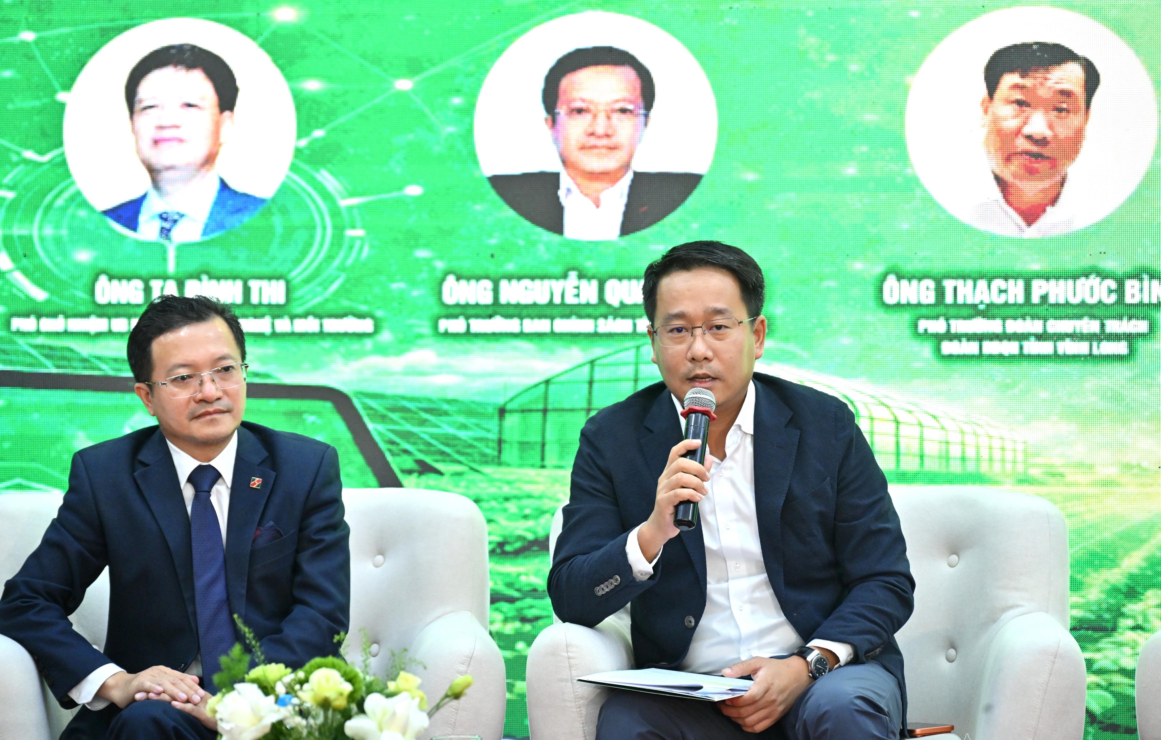 Phó Tổng giám đốc Công ty Bảo hiểm Agribank Lê Đình Huy.