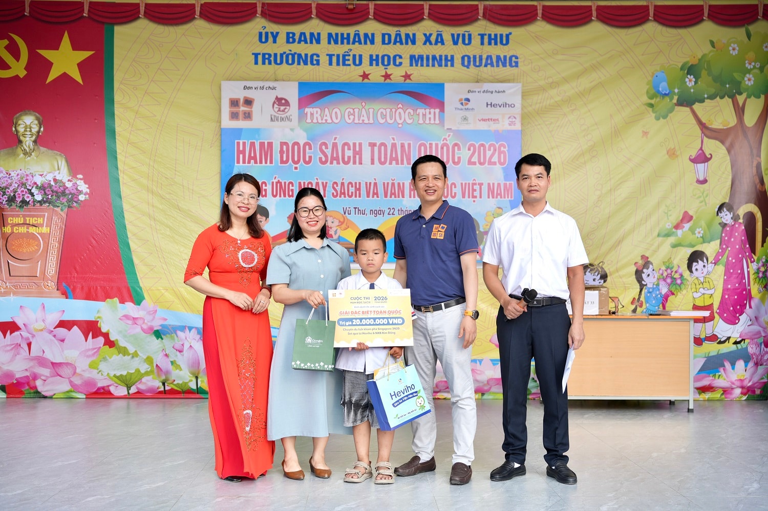 Học sinh Lê Hoàng Minh Quân - Giải Đặc biệt Học sinh toàn quốc
